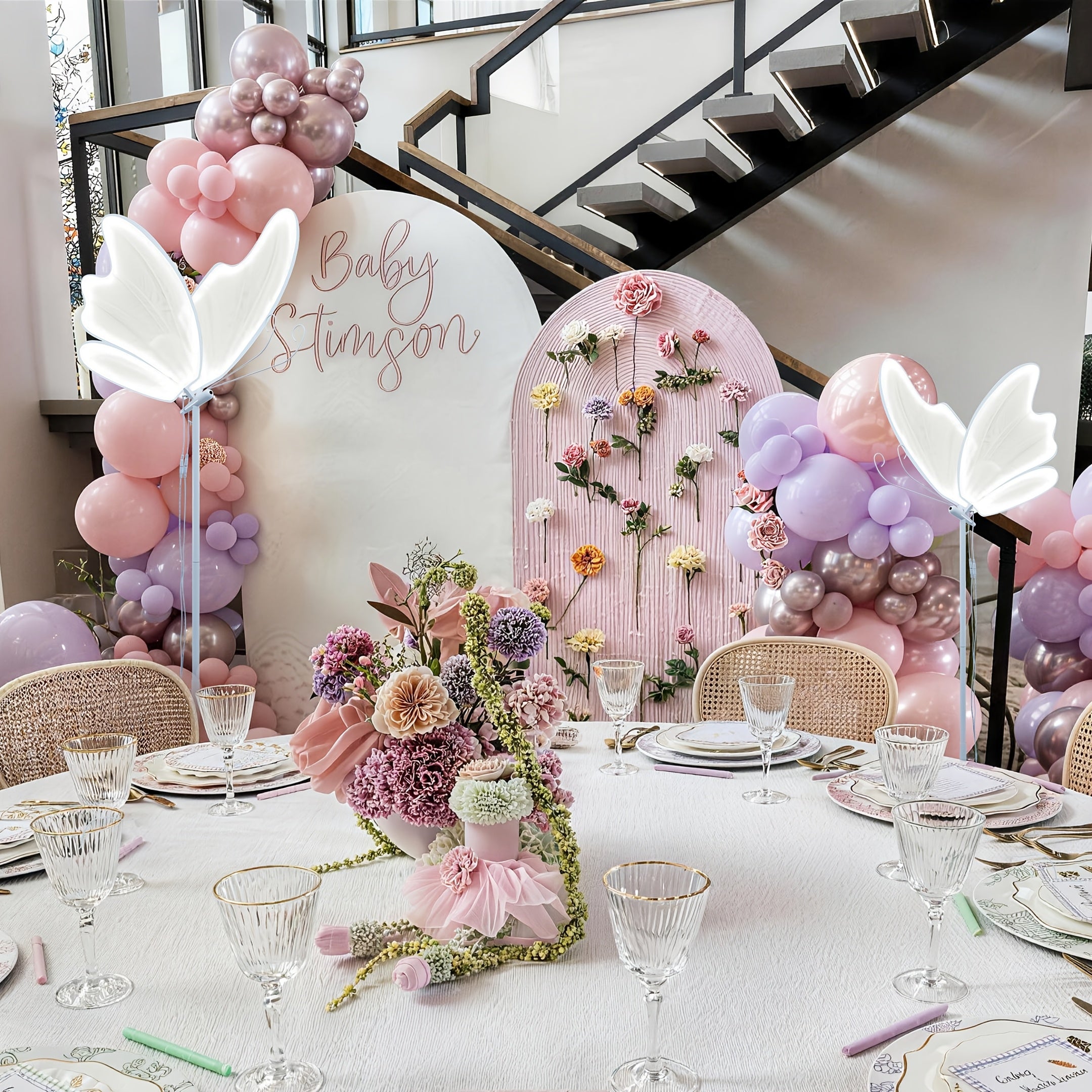 23.62x16.93inch Creative Wedding Butterfly LED Floor Lamp Butterfly Pendant Light Romantic Engagement Anniversary And Wedding Christmas Decoration Selection (2pcs)